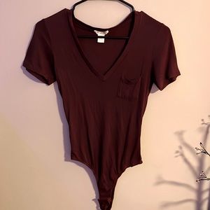 Bozzolo burgundy tee body suit size:s
